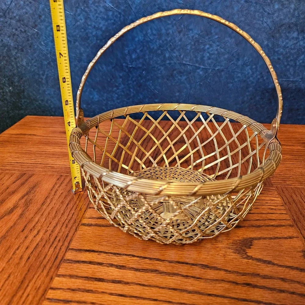Vintage Heavy Woven Brass Wire Basket Handle Round Lattice Decorative Gold 8.5in